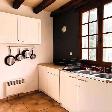 Family House With Garden, Terrace & Bbq Vakantiehuis