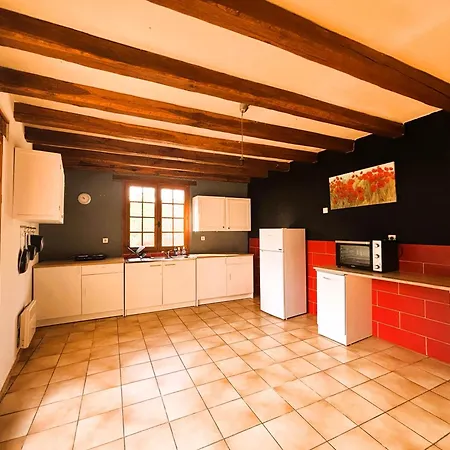 Family House With Garden, Terrace & Bbq * Saint-Sauvant (Vienne)