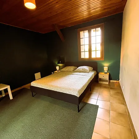 Vakantiehuis Family House With Garden, Terrace & Bbq *